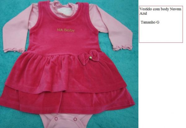 Vestido com laço
